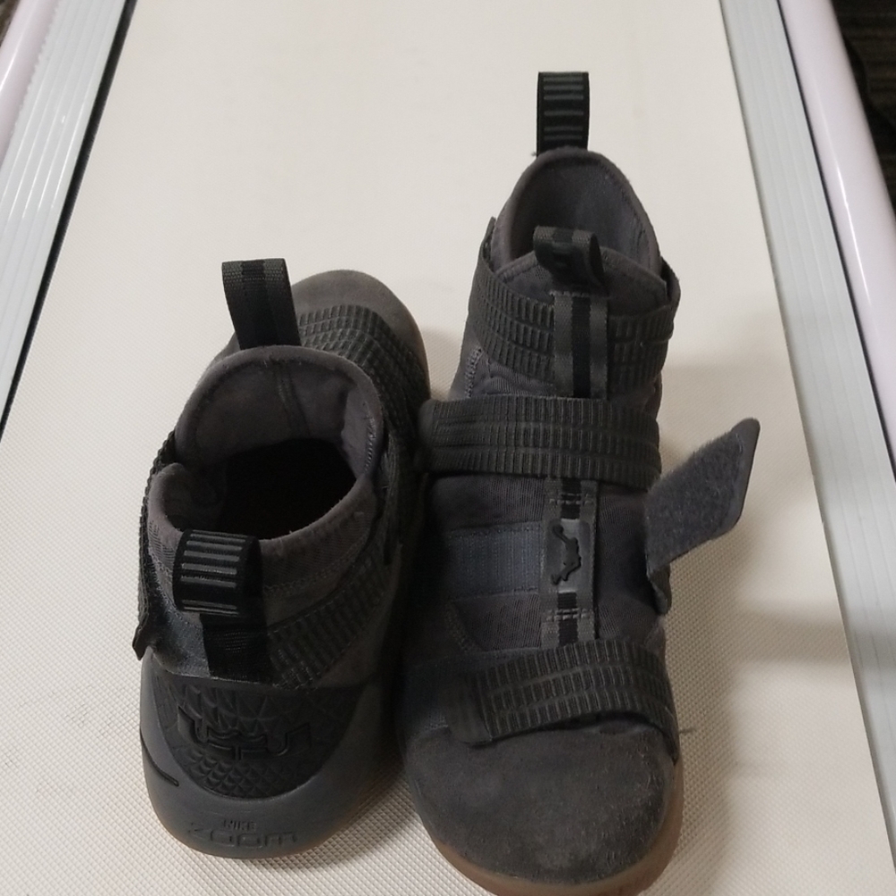 Size 8 Lebron Soldier XI Dark Grey, and Black